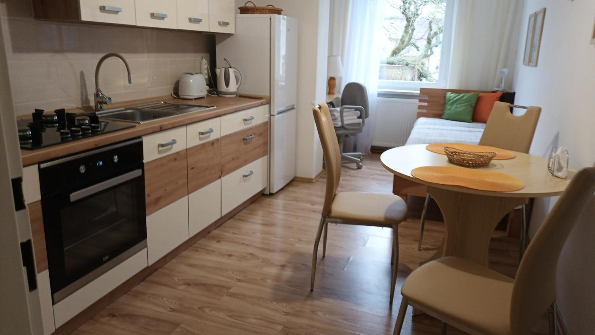 Alena Apartment